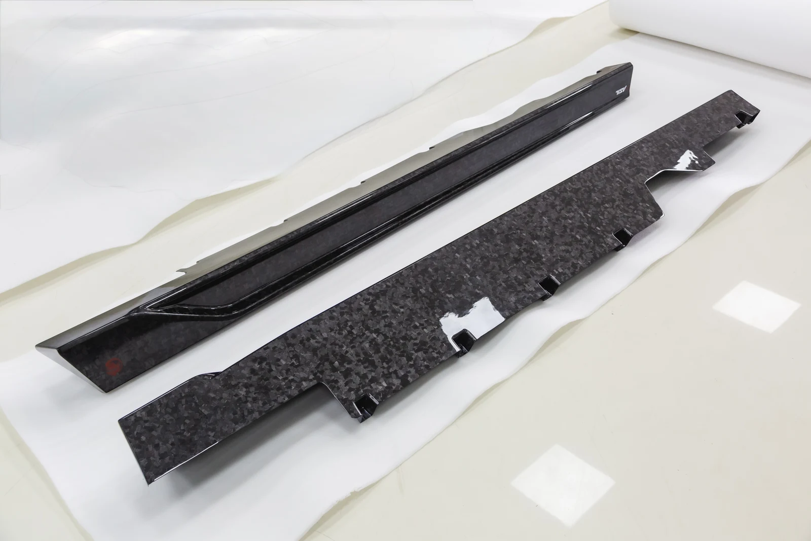Carbon Fiber Side Skirts for BMW M5
